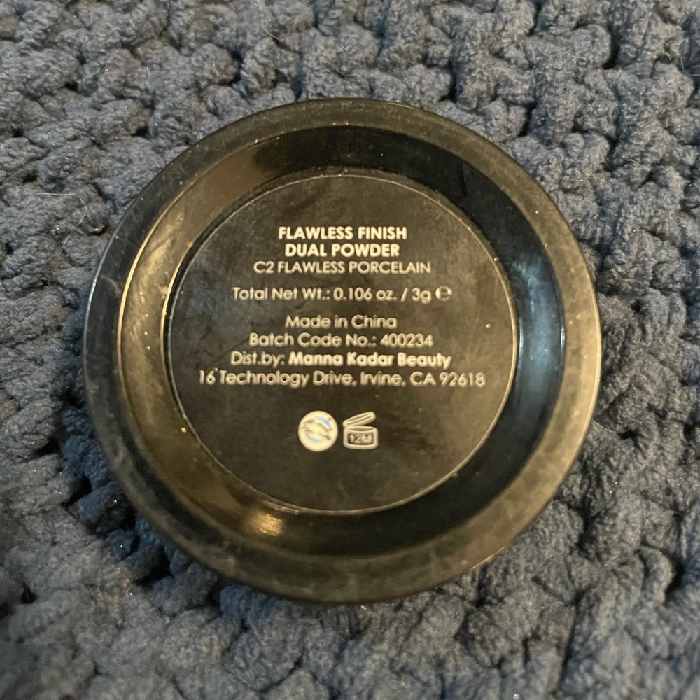 Makeup Bundle - Picture 4 of 13
